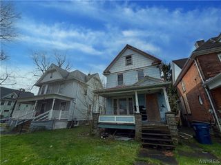 1879 Pierce Avenue, Niagara Falls, NY 14301