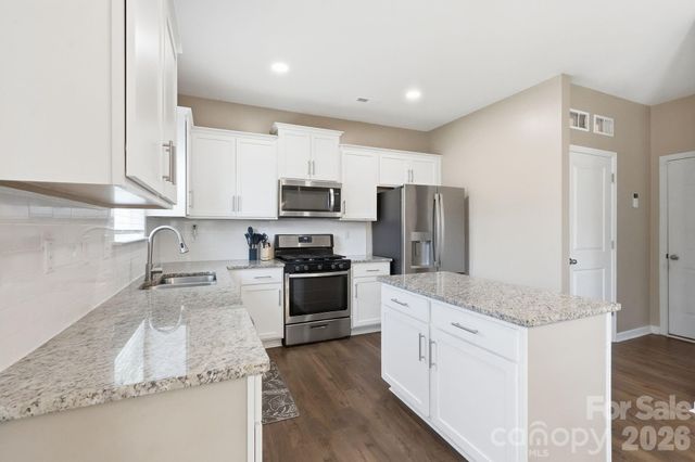 7572 Nolen Farm Drive, Gastonia, NC 28056
