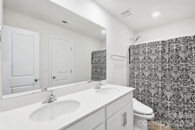 7572 Nolen Farm Drive, Gastonia, NC 28056