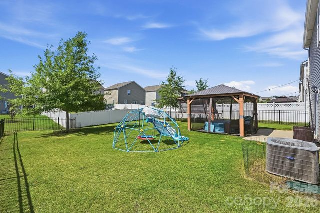 7572 Nolen Farm Drive, Gastonia, NC 28056