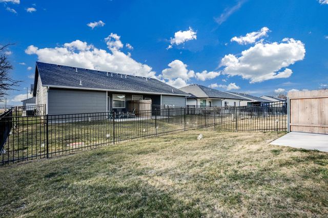 5438 N Briskbay Ct., Maize, KS 67101