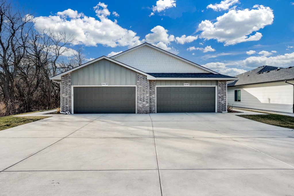 5438 N Briskbay Ct., Maize, KS 67101