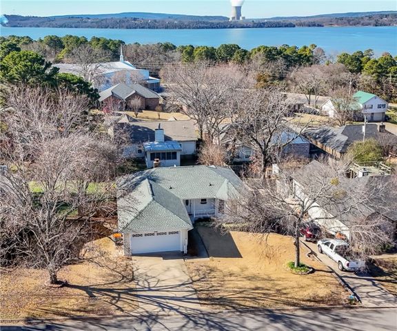 208 Heather Lane, Russellville, AR 72802