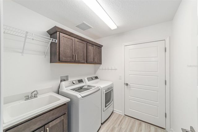 1574 ROWELL STREET, The Villages, FL 34762