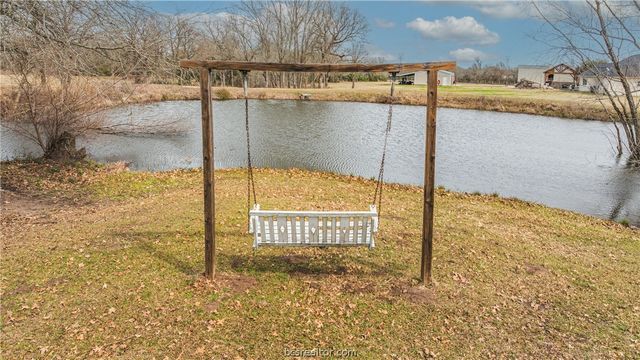 8912 County Road 121, Iola, TX 77861