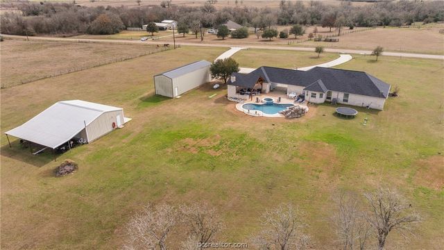 8912 County Road 121, Iola, TX 77861