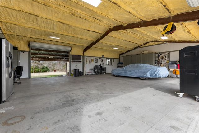 8912 County Road 121, Iola, TX 77861