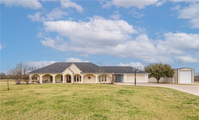 8912 County Road 121, Iola, TX 77861