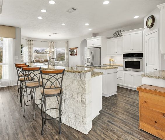 8912 County Road 121, Iola, TX 77861