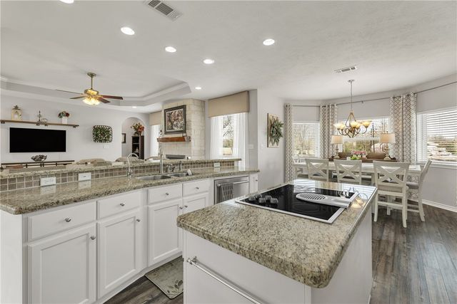 8912 County Road 121, Iola, TX 77861