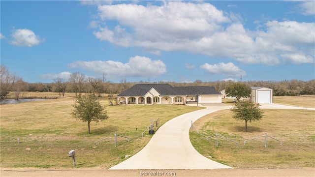 8912 County Road 121, Iola, TX 77861