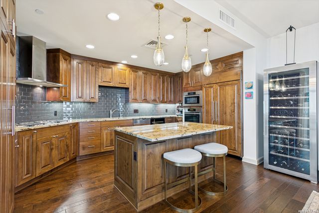 4242 Broadway Apt 1702, San Antonio, TX 78209