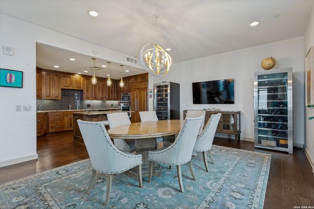 4242 Broadway Apt 1702, San Antonio, TX 78209