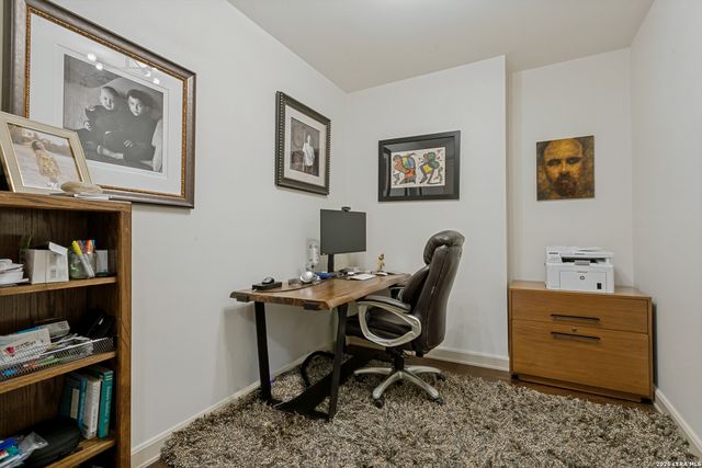 4242 Broadway Apt 1702, San Antonio, TX 78209
