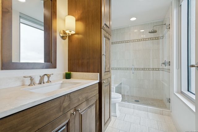 4242 Broadway Apt 1702, San Antonio, TX 78209