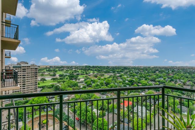 4242 Broadway Apt 1702, San Antonio, TX 78209