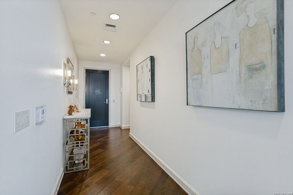 4242 Broadway Apt 1702, San Antonio, TX 78209