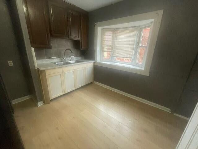 13572 Saint Marys Street, Detroit, MI 48227