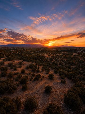 42 Star Dancer, Santa Fe, NM 87506