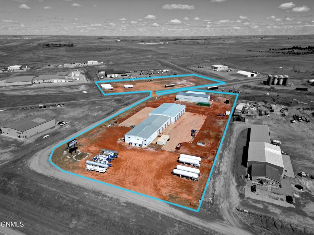 10468 1st Street SW, Killdeer, ND 58640 photo 15