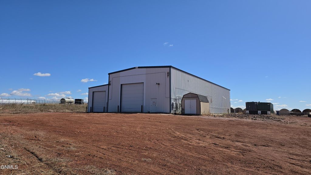 10468 1st Street SW, Killdeer, ND 58640 photo 2