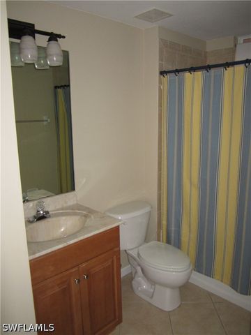10033 Heather LN 5-502, Naples, FL 34119
