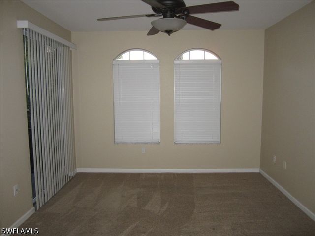 10033 Heather LN 5-502, Naples, FL 34119