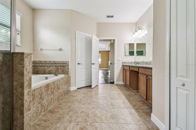 205 ORANGE MILL AVE, Ruskin, FL 33570