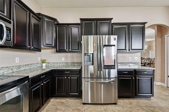 205 ORANGE MILL AVE, Ruskin, FL 33570