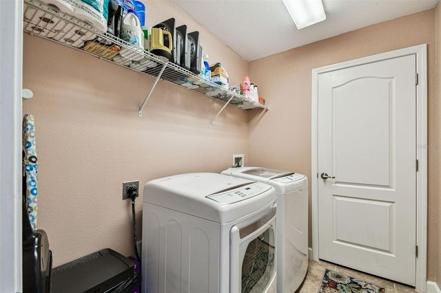 205 ORANGE MILL AVE, Ruskin, FL 33570