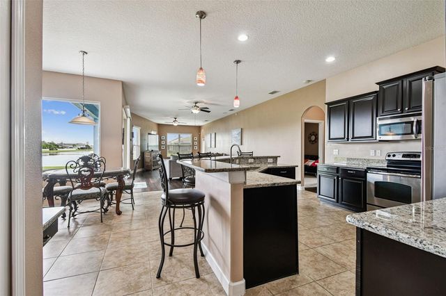 205 ORANGE MILL AVE, Ruskin, FL 33570