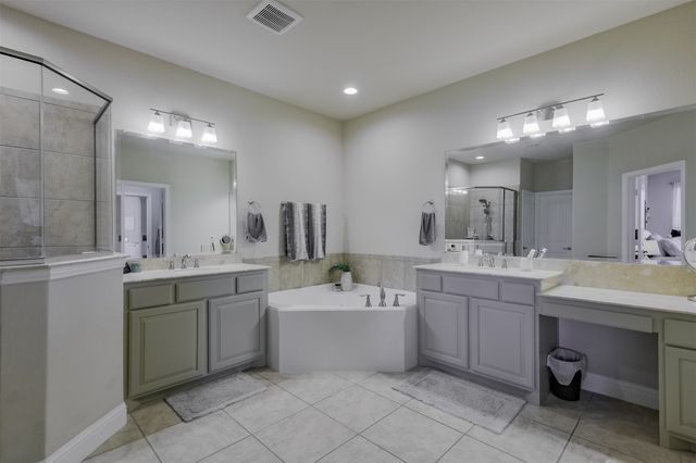 113 Diamond Lane, Waxahachie, TX 75165