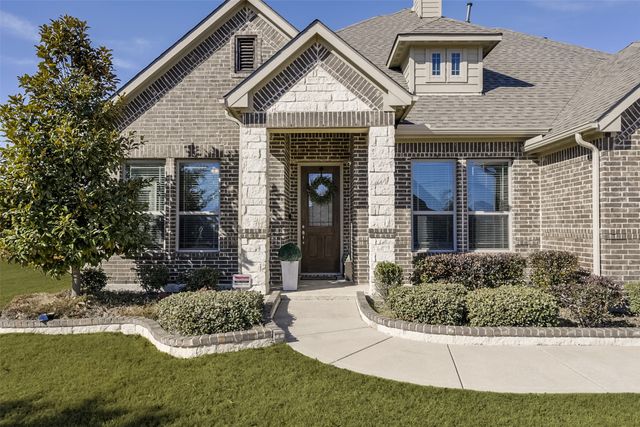 113 Diamond Lane, Waxahachie, TX 75165
