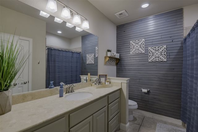 113 Diamond Lane, Waxahachie, TX 75165