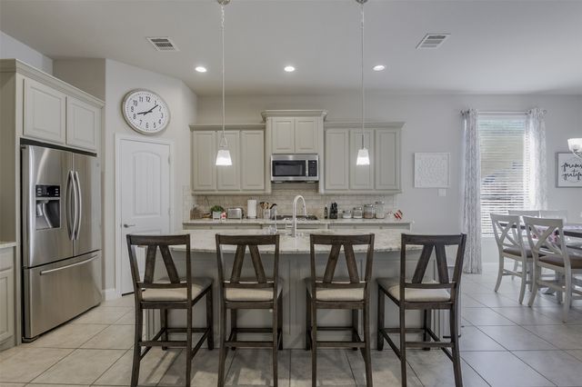 113 Diamond Lane, Waxahachie, TX 75165