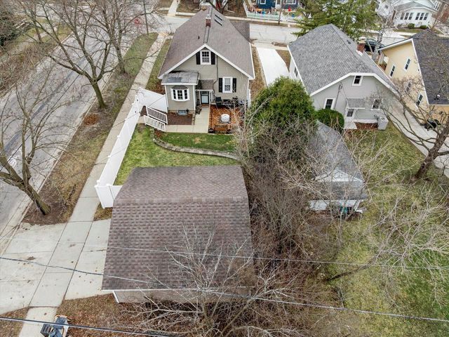 241 S Charles STREET, Waukesha, WI 53186