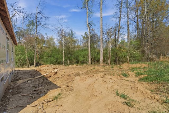 104 Albert Drive, Honea Path, SC 29654
