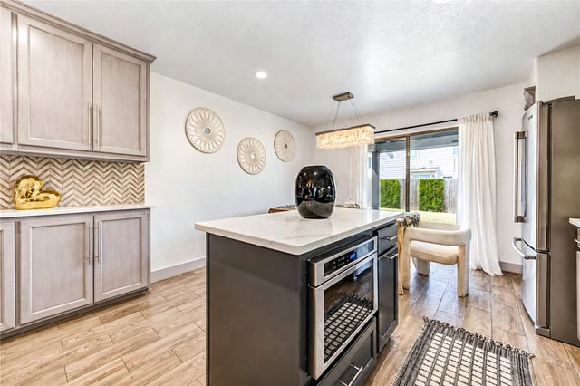 9619 Brandon Rock Lane, Houston, TX 77044