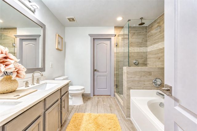 9619 Brandon Rock Lane, Houston, TX 77044