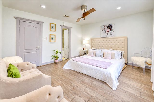 9619 Brandon Rock Lane, Houston, TX 77044