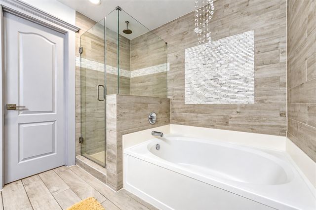 9619 Brandon Rock Lane, Houston, TX 77044