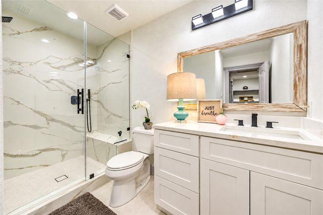 9619 Brandon Rock Lane, Houston, TX 77044