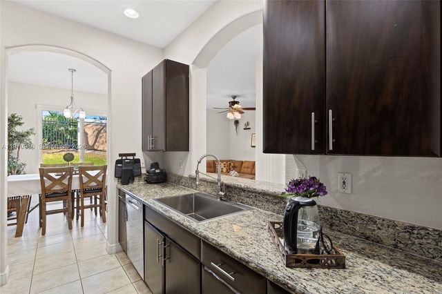 6959 Julia Gardens Drive, Coconut Creek, FL 33073