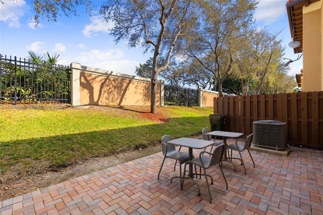 6959 Julia Gardens Drive, Coconut Creek, FL 33073