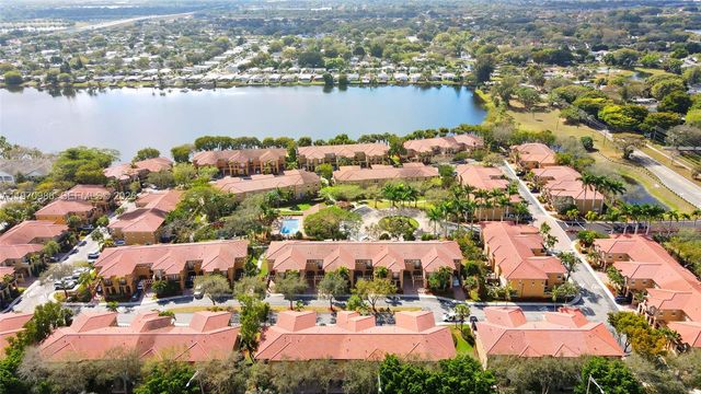 6959 Julia Gardens Drive, Coconut Creek, FL 33073