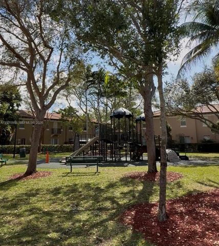 6959 Julia Gardens Drive, Coconut Creek, FL 33073