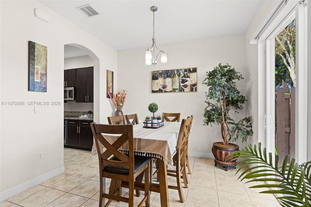 6959 Julia Gardens Drive, Coconut Creek, FL 33073
