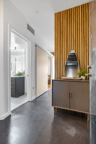 9 Medford 405, Somerville, MA 02143