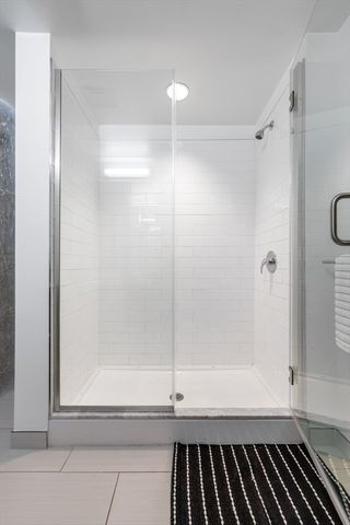 9 Medford 405, Somerville, MA 02143