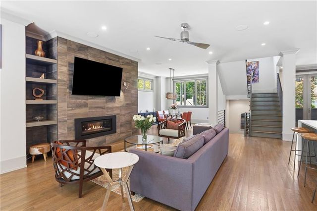 200 Old Ivy Road NE, Atlanta, GA 30342